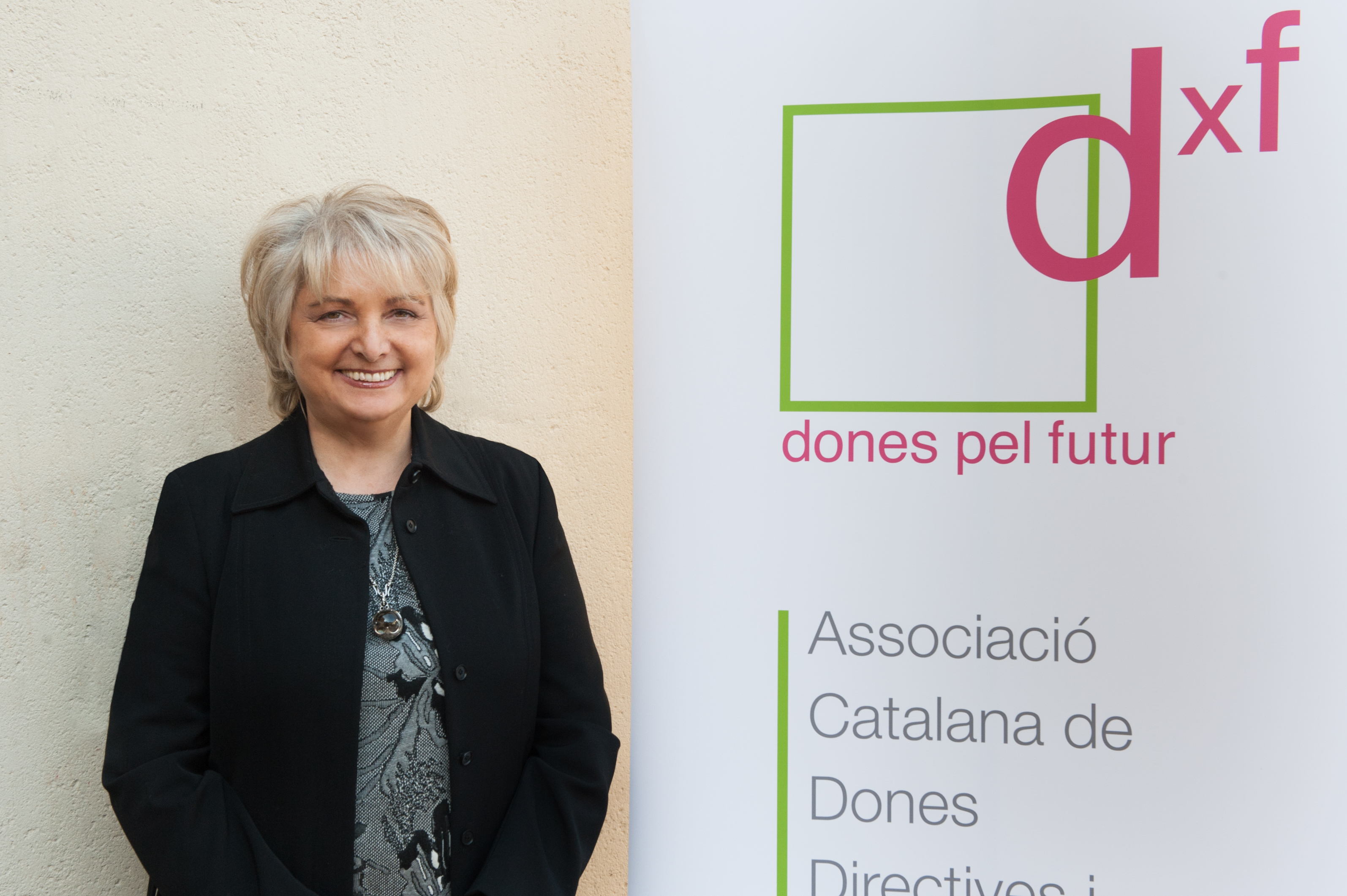 Nuria Viñas Presidenta